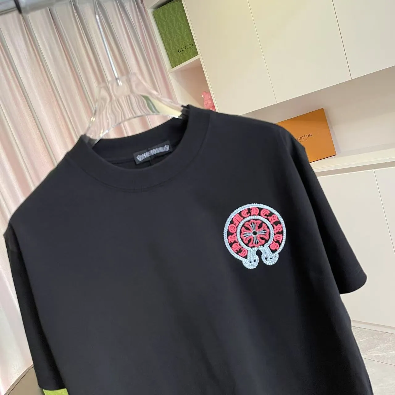 🅿️200 ch Cro* 2025 summer new style Sanskrit horseshoe cross cross vacuum embroidery short-sleeved t-shirt customized fabric 300g same style for men and women Size: S M L XL XXL Five codes Color: black white